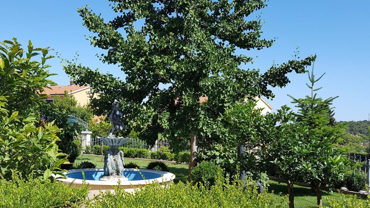 Apartments Ginkgo Banjole Luaran gambar
